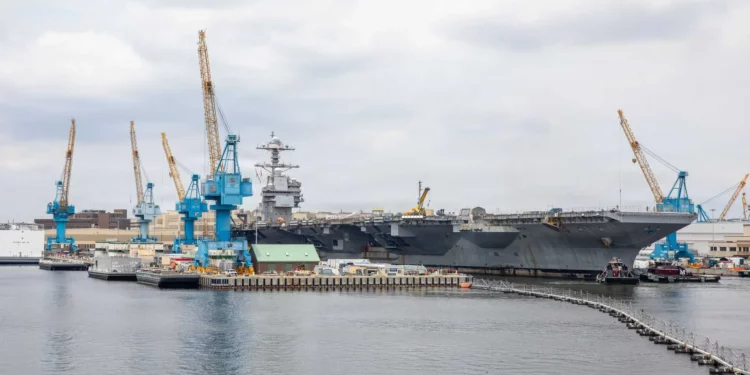 Calendario previsto para la construcción del portaaviones USS William J. Clinton (CVN-82).