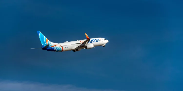 Avión de pasajeros en vuelo