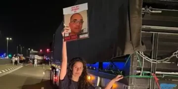 Yael Savarigo dirige un mensaje al secretario general de la ONU