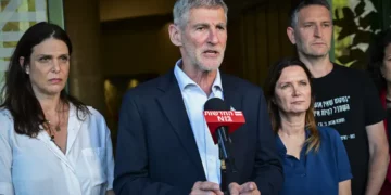 Yair Golan with members of his party