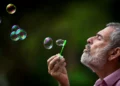 Retrato de Yehuda Atlas, escritor de literatura infantil. 3 de diciembre de 2012.