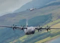 C-130 de Kentucky practican rescates marítimos con un Merlin británico