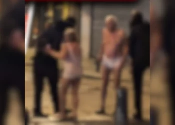 Imagen de Reuters que acompaña la información sobre los disturbios en París