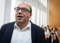 Audiencia en la Corte Suprema de Jerusalén sobre la decisión del Comité Central de Elecciones de descalificar a Sami Abu Shehadeh de las próximas elecciones a la Knesset, 1 de octubre de 2026.