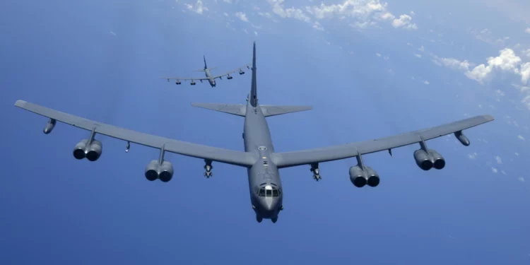 Dos bombarderos B-52 de la Fuerza Aérea de Estados Unidos.