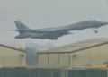 Un bombardero B-1 despega de RAF Fairford, en Fairford, Inglaterra, el 29 de septiembre de 2026.