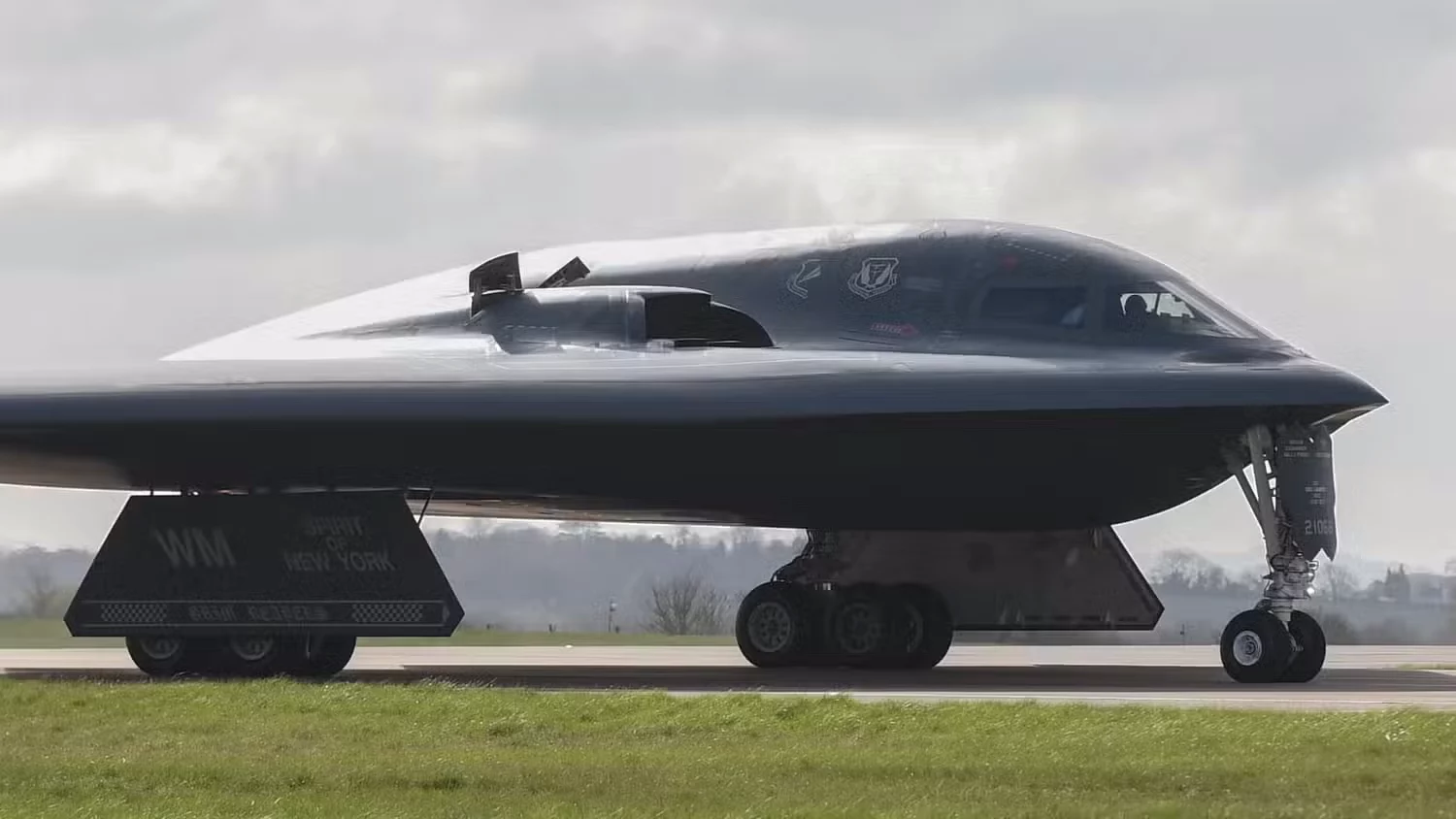 Despliegue de una aeronave para Bomber Task Force Europe, ejercicio de preparación del personal y los equipos para operar desde emplazamientos avanzados.