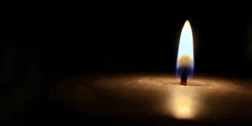 Vela conmemorativa (neshamá)