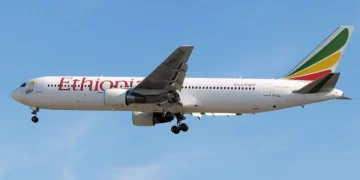 Imagen ilustrativa de un Boeing 767 de Ethiopian Airlines. Fotografía de Adrian Pingstone.