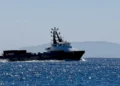 Buque de superficie no tripulado empleado por HD Hyundai y Anduril en las pruebas de navegación autónoma frente a California.