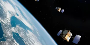 Satélites en órbita alrededor de la Tierra.