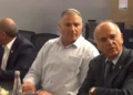 David Zini y Noam Solberg en la Comisión Electoral Central de Israel