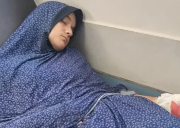 Emily Damari en imágenes de su cautiverio difundidas tres años después