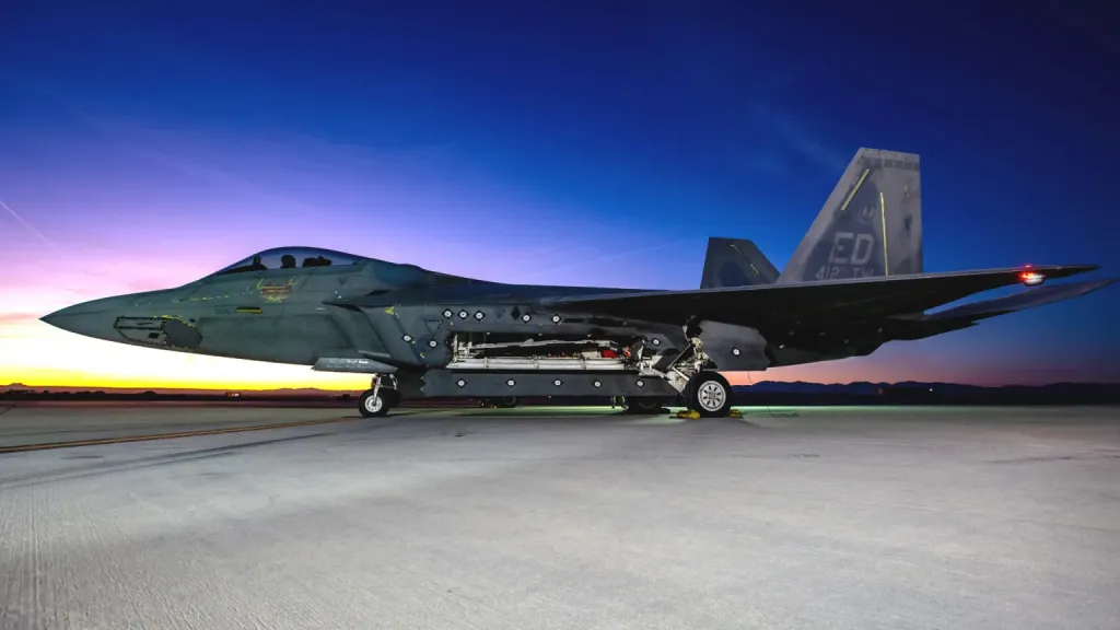 Caza F-22 Raptor utilizado en pruebas de la Fuerza Aérea de Estados Unidos