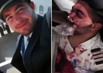 Hamam al-Hammami, identificado como el copiloto que intentó hacer caer un vuelo de flydubai hacia Israel, en una imagen sin fecha de su perfil de LinkedIn eliminado y, a la derecha, tras ser reducido y atado en el avión el 30 de septiembre de 2026.