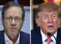 A la izquierda, Isaac Herzog en la sede de la División de Judea y Samaria de las FDI, cerca de Beit El, el 30 de septiembre de 2026. A la derecha, Donald Trump en Mar-a-Lago, Florida, el 17 de octubre de 2026.