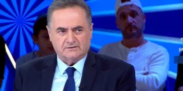 Imagen de una emisión de Canal 14 sobre las declaraciones de Israel Katz