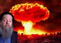 John Hogue, conocido como el Nostradamus americano, advierte sobre una posible guerra nuclear