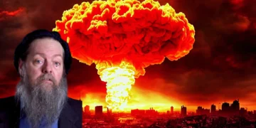 John Hogue, conocido como el Nostradamus americano, advierte sobre una posible guerra nuclear