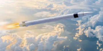 Interceptor PAC-3 Edge de Lockheed Martin, diseñado para ampliar la defensa Patriot frente a misiles avanzados e hipersónicos.