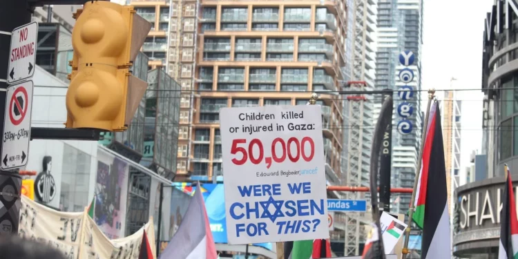 Manifestación contra Israel en Toronto, Canadá, el 10 de octubre de 2026.
