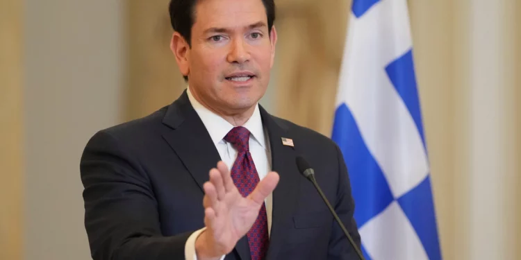 El secretario de Estado de Estados Unidos, Marco Rubio, habla durante una conferencia de prensa conjunta en Atenas, Grecia, el 7 de octubre de 2026.