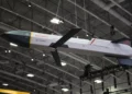 Misil de ataque de largo alcance Red Wolf de L3Harris exhibido en AUSA 2026.