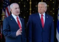 Donald Trump escucha al primer ministro israelí Benjamín Netanyahu en Mar-a-Lago, Florida, el 29 de diciembre de 2025.