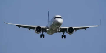 Avión de pasajeros asociado a la alerta por una nota sobre explosivos en Turquía