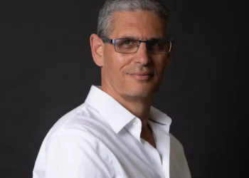 Oved Shapira, director ejecutivo de PCB Technologies