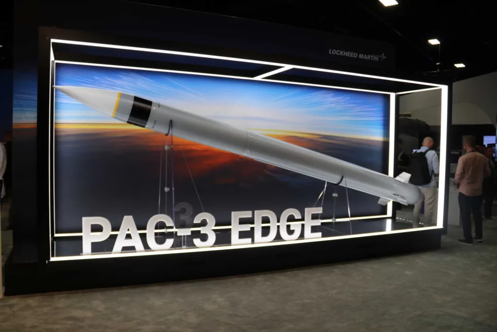 Lockheed Martin presenta el interceptor PAC-3 Edge en AUSA 2026, diseñado para aumentar el alcance, la altitud y la maniobrabilidad frente a misiles balísticos e hipersónicos.