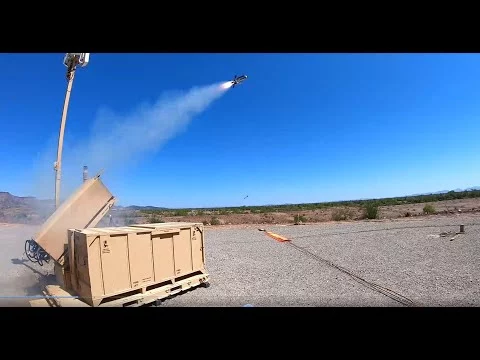 Prueba de defensa contra drones de Raytheon Miniatura del video de Raytheon sobre defensa contra drones