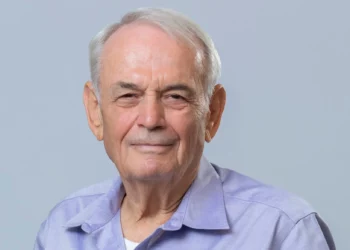 Dr. Shimon Eckhouse