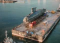 Submarino Walrus de la Armada neerlandesa durante su traslado para desguace en octubre de 2026.