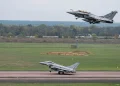 Un Typhoon de la RAF y un Rafale B francés en la base aérea de Saint-Dizier